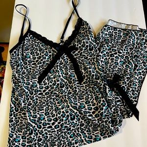 Tiger 🐅 Contrast lace long lingerie for women